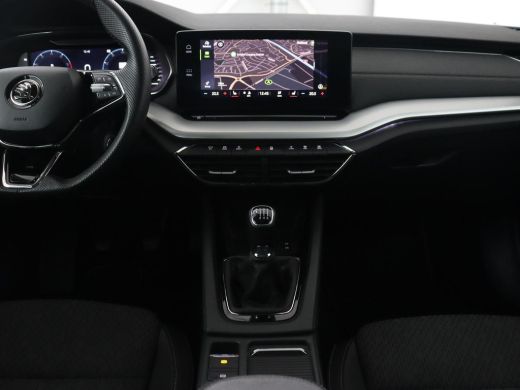 Skoda Octavia 1.0 TSI Business Edition | Stoelverwarming | Trekhaak | Camera | Head-Up | Stuurverwarming | Carp... ActivLease financial lease