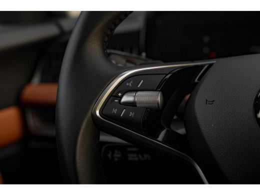 Skoda Superb Combi 1.5 TSI 150 PK MHEV Lauren & Klement Panoramadak | Trekhaak | Massage functie | Keyless | A... ActivLease financial lease