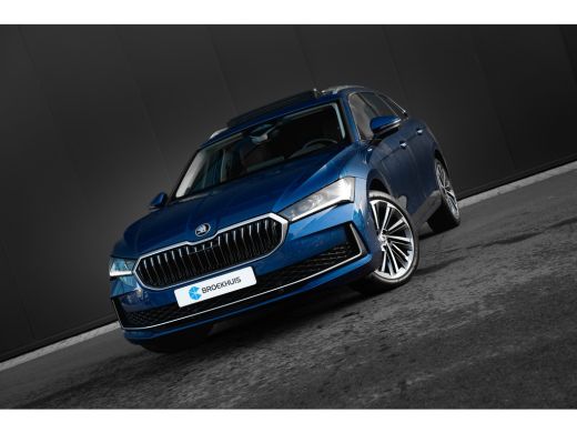 Skoda Superb Combi 1.5 TSI 150 PK MHEV Lauren & Klement Panoramadak | Trekhaak | Massage functie | Keyless | A... ActivLease financial lease