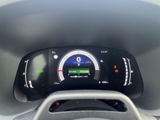 Toyota Aygo Hybrid 115 GR Sport | Apple CarPlay/Android auto | Achteruitrijcamera | Verwarmde voorstoelen ActivLease financial lease