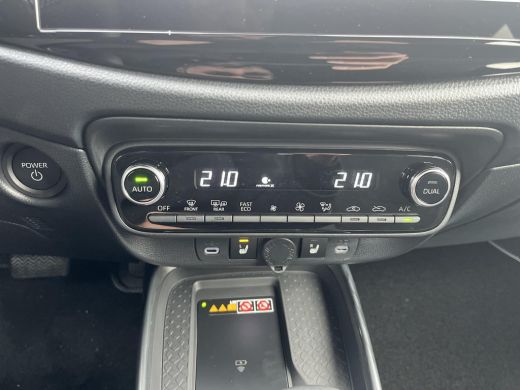 Toyota Aygo Hybrid 115 GR Sport | Apple CarPlay/Android auto | Achteruitrijcamera | Verwarmde voorstoelen ActivLease financial lease