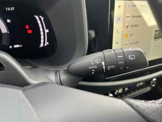 Toyota Aygo Hybrid 115 GR Sport | Apple CarPlay/Android auto | Achteruitrijcamera | Verwarmde voorstoelen ActivLease financial lease