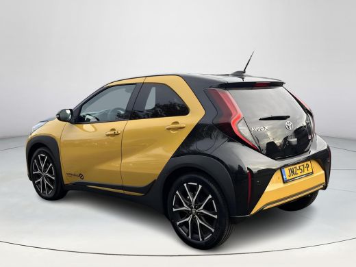 Toyota Aygo Hybrid 115 GR Sport | Apple CarPlay/Android auto | Achteruitrijcamera | Verwarmde voorstoelen ActivLease financial lease