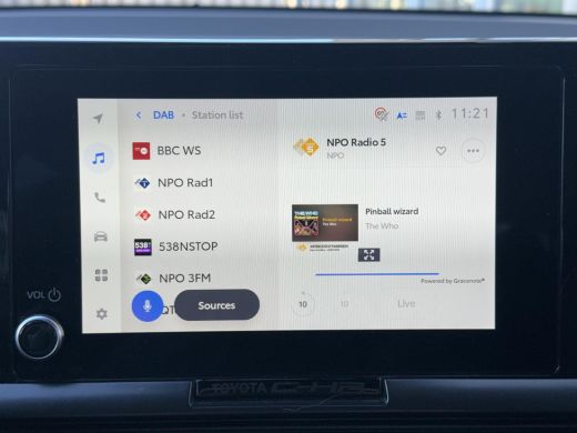 Toyota C-HR 1.8 Hybrid 140 Dynamic **DODEHOEK DETECTIE/ KEYLESS/ PARKERSENSOREN/ GARANTIE** ActivLease financial lease