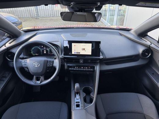 Toyota C-HR 1.8 Hybrid 140 Dynamic **DODEHOEK DETECTIE/ KEYLESS/ PARKERSENSOREN/ GARANTIE** ActivLease financial lease