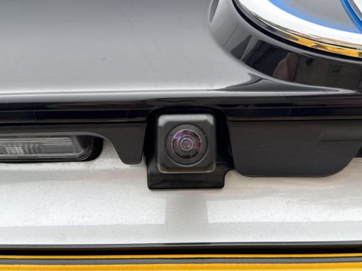 Toyota Yaris Cross 1.5 Hybrid First Edition | Navigatie | Apple CarPlay/Android auto | Achteruitrijcamera ActivLease financial lease