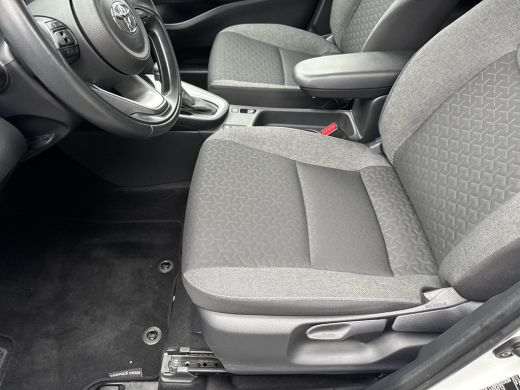 Toyota Yaris Cross 1.5 Hybrid First Edition | Navigatie | Apple CarPlay/Android auto | Achteruitrijcamera ActivLease financial lease