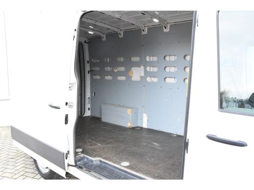 Volkswagen Crafter 30 2.0 TDI L3H3 Laadklep *1ste Eigenaar*Leer*Navigatie* ActivLease financial lease