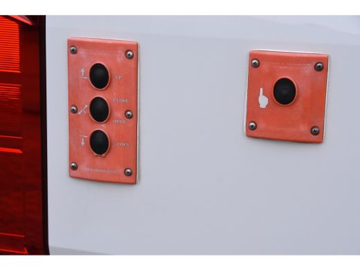 Volkswagen Crafter 30 2.0 TDI L3H3 Laadklep *1ste Eigenaar*Leer*Navigatie* ActivLease financial lease