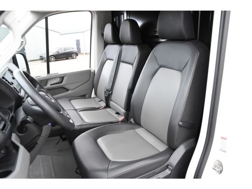 Volkswagen Crafter 30 2.0 TDI L3H3 Laadklep *1ste Eigenaar*Leer*Navigatie* ActivLease financial lease