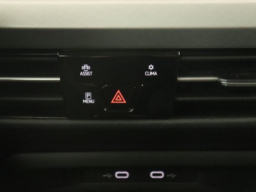 Volkswagen Golf 1.5 eTSI Life | Stoelverwarming | Carplay | Massage | Adaptive cruise | Navigatie | Sfeerverlicht... ActivLease financial lease