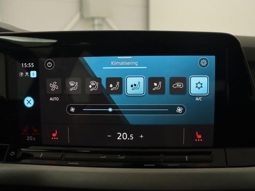 Volkswagen Golf 1.5 eTSI Life | Stoelverwarming | Carplay | Massage | Adaptive cruise | Navigatie | Sfeerverlicht... ActivLease financial lease