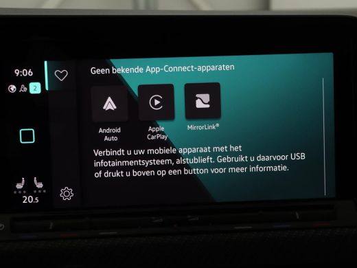 Volkswagen Golf Variant 1.5 eTSI R-Line | Stoel & stuurverwarming | Camera | Sportstoelen | Sfeerverlichting | Digital Co... ActivLease financial lease