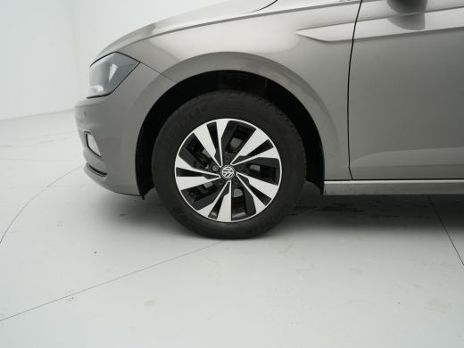 Volkswagen Polo 1.0 TSI 95pk Comfortline Navigatie Carplay Acc Pdc Dab 146 ActivLease financial lease