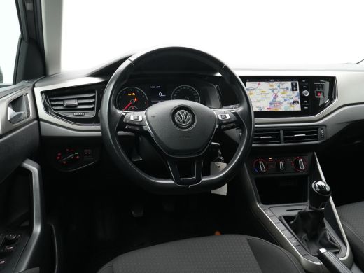 Volkswagen Polo 1.0 TSI 95pk Comfortline Navigatie Carplay Acc Pdc Dab 146 ActivLease financial lease