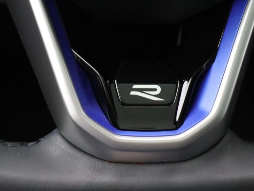 Volkswagen Touareg 3.0 TSi eHybrid 4MOTION R Edition 463PK Aut. Trekhaak, 22" LM Velgen, Pano-Schuifdak, Puglia Lede... ActivLease financial lease