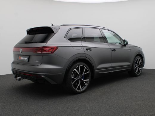 Volkswagen Touareg 3.0 TSi eHybrid 4MOTION R Edition 463PK Aut. Trekhaak, 22" LM Velgen, Pano-Schuifdak, Puglia Lede... ActivLease financial lease