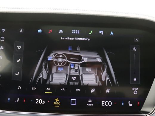 Volkswagen Touareg 3.0 TSi eHybrid 4MOTION R Edition 463PK Aut. Trekhaak, 22" LM Velgen, Pano-Schuifdak, Puglia Lede... ActivLease financial lease