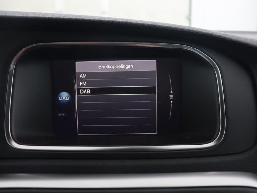 Volvo  V40 1.5 T3 Polar+ Sport | Panoramadak | Stoelverwarming | Camera | Full LED | Navigatie | Park Assist... ActivLease financial lease