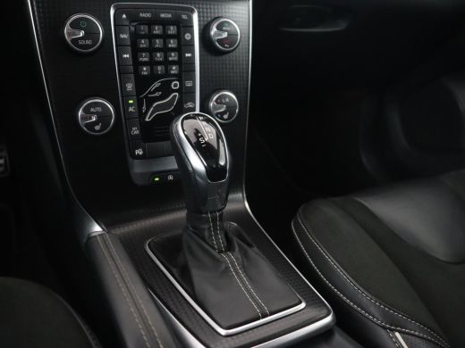 Volvo  V40 1.5 T3 Polar+ Sport | Panoramadak | Stoelverwarming | Camera | Full LED | Navigatie | Park Assist... ActivLease financial lease