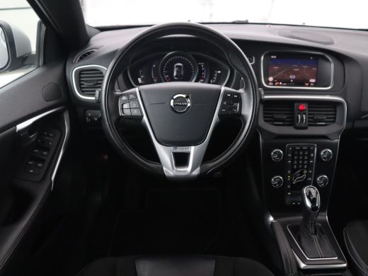 Volvo  V40 1.5 T3 Polar+ Sport | Panoramadak | Stoelverwarming | Camera | Full LED | Navigatie | Park Assist... ActivLease financial lease