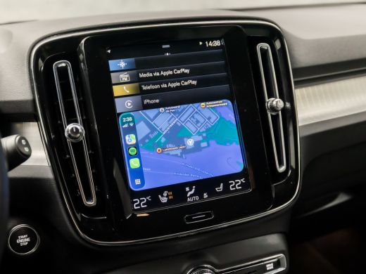 Volvo  XC40 1.5 T4 Recharge R-Design Expression 211Pk Automaat (APPLE CARPLAY, GROOT NAVI, STUUR/STOELVERWARM... ActivLease financial lease