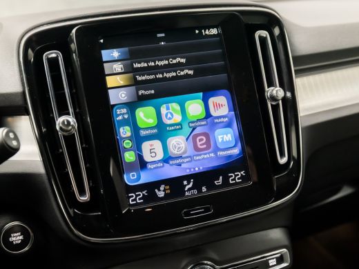 Volvo  XC40 1.5 T4 Recharge R-Design Expression 211Pk Automaat (APPLE CARPLAY, GROOT NAVI, STUUR/STOELVERWARM... ActivLease financial lease