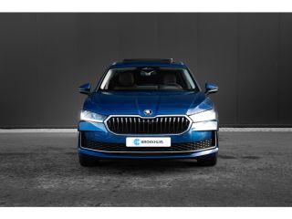 Skoda Superb Combi 1.5 TSI 150 PK MHEV Lauren & Klement Panoramadak | Trekhaak | Massage functie | Keyless | A...