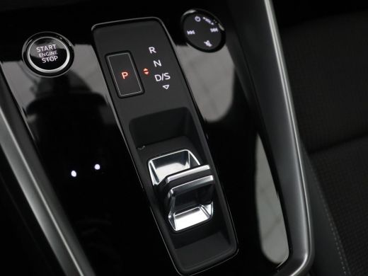 Audi A3 35 TFSI S edition | Stoelverwarming | Carplay | Navigatie | Half leder | Sportstoelen | Full LED ... ActivLease financial lease