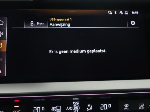 Audi A3 35 TFSI S edition | Stoelverwarming | Carplay | Navigatie | Half leder | Sportstoelen | Full LED ... ActivLease financial lease