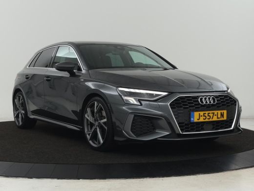 Audi A3 35 TFSI S edition | Stoelverwarming | Carplay | Navigatie | Half leder | Sportstoelen | Full LED ... ActivLease financial lease