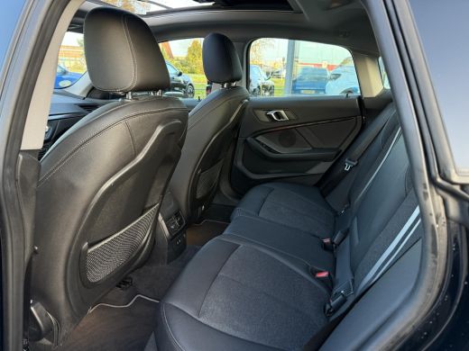 BMW 2 Serie Gran Coup&eacute; 218d Business Ed. | Panorama | Carplay | Live Cockpit | Navi ActivLease financial lease