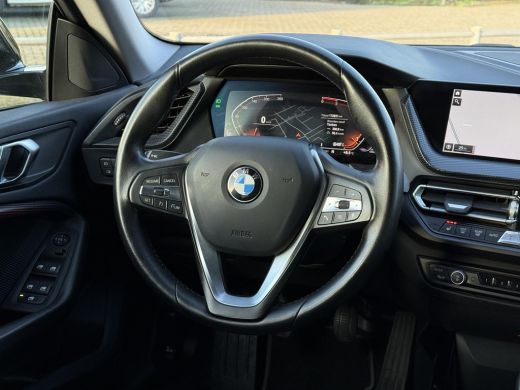 BMW 2 Serie Gran Coup&eacute; 218d Business Ed. | Panorama | Carplay | Live Cockpit | Navi ActivLease financial lease