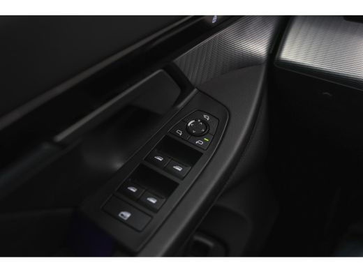 BMW 5 Serie Touring 520i High Executive M Sport Automaat / Panoramadak / Trekhaak / Comfort Access / Adaptiev... ActivLease financial lease