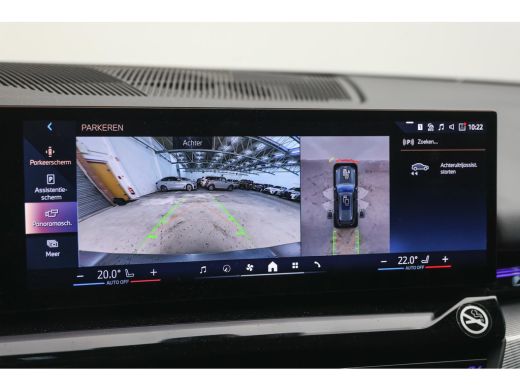 BMW 5 Serie Touring 520i High Executive M Sport Automaat / Panoramadak / Trekhaak / Comfort Access / Adaptiev... ActivLease financial lease