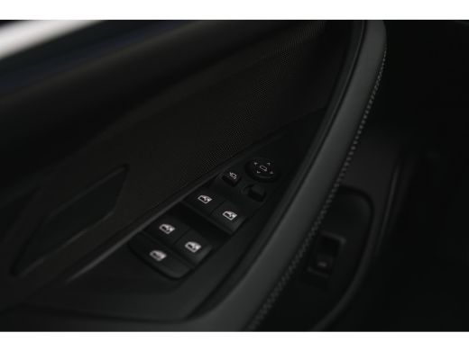 BMW i4 eDrive35 Gran Coup&eacute; High Executive M Sport / Schuif-kanteldak / Adaptieve LED / Active Cruise Con... ActivLease financial lease