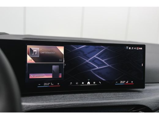 BMW i4 eDrive35 Gran Coup&eacute; High Executive M Sport / Schuif-kanteldak / Adaptieve LED / Active Cruise Con... ActivLease financial lease