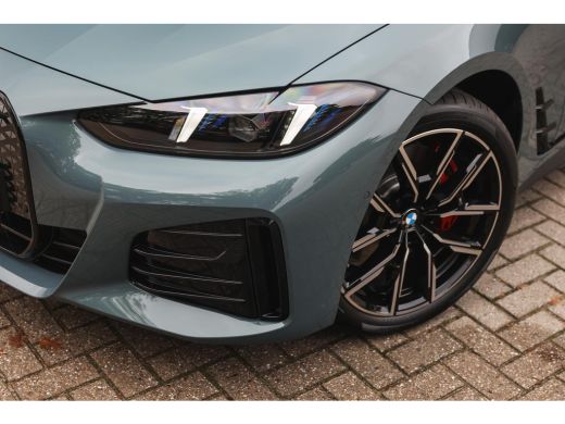 BMW i4 eDrive35 Gran Coup&eacute; High Executive M Sport / Schuif-kanteldak / Adaptieve LED / Active Cruise Con... ActivLease financial lease