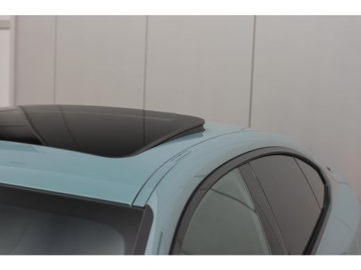 BMW i4 eDrive35 Gran Coup&eacute; High Executive M Sport / Schuif-kanteldak / Adaptieve LED / Active Cruise Con... ActivLease financial lease