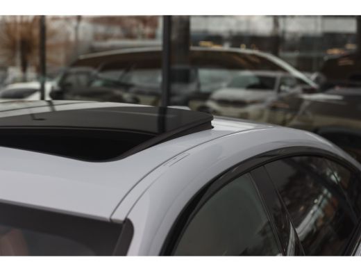 BMW i4 eDrive40 High Executive M Sport / Schuif-kanteldak / Sportstoelen / M Adaptief onderstel / Laserl... ActivLease financial lease