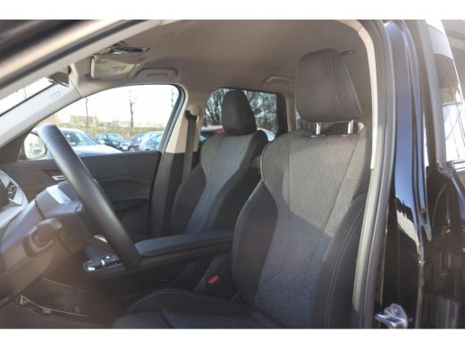 BMW iX1 xDrive30 / Sportstoelen / Achteruitrijcamera / M Adaptief onderstel / Comfort Access / Adaptieve LED ActivLease financial lease