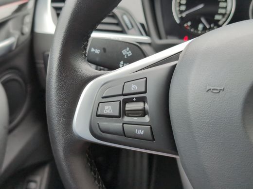 BMW X1 xDrive25e | Plug-In | Sportstoelen | Camera | Elektrische Klep | Cruise Control ActivLease financial lease