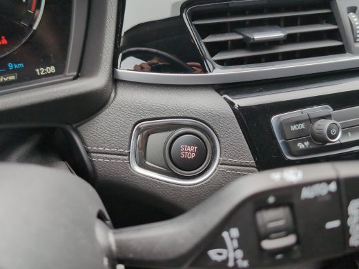 BMW X1 xDrive25e | Plug-In | Sportstoelen | Camera | Elektrische Klep | Cruise Control ActivLease financial lease