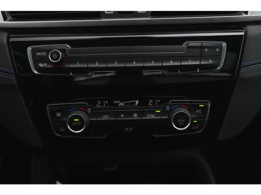 BMW X2 sDrive18i M Sport Automaat / Panoramadak / Sportstoelen / Achteruitrijcamera / M Sportonderstel /... ActivLease financial lease