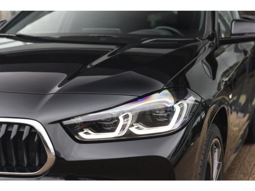 BMW X2 sDrive18i M Sport Automaat / Panoramadak / Sportstoelen / Achteruitrijcamera / M Sportonderstel /... ActivLease financial lease