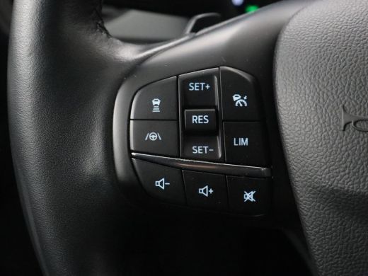 Ford Focus 1.5 EcoBoost Active | Stoel & stuurverwarming | Trekhaak | Camera | Adaptive cruise | Carplay | N... ActivLease financial lease