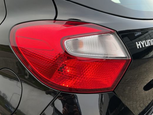 Hyundai i10 1.0 66pk Comfort Smart | LED | Airco | Carplay | Camera | Navigatie | Bluetooth | Cruisecontrol |... ActivLease financial lease