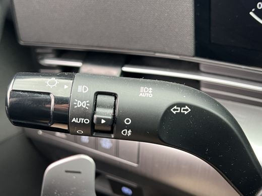 Hyundai Kona 1.6 GDI 141pk HEV Comfort Smart | Camera | Draadloos carplay | Climate control | Adaptive cruise ... ActivLease financial lease