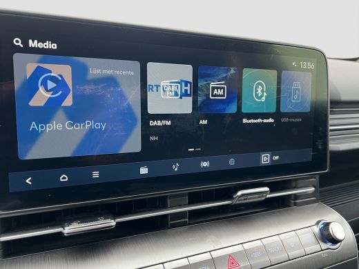 Hyundai Kona 1.6 GDI 141pk HEV Comfort Smart | Camera | Draadloos carplay | Climate control | Adaptive cruise ... ActivLease financial lease