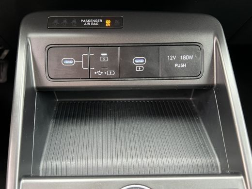 Hyundai Kona 1.6 GDI 141pk HEV Comfort Smart | Camera | Draadloos carplay | Climate control | Adaptive cruise ... ActivLease financial lease